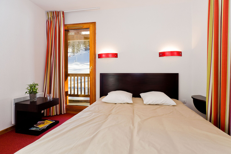 Bedroom 3, La Combe d'Or, Hautes-Alpes