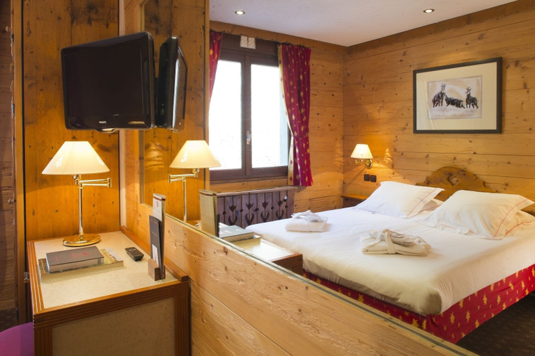 Bedroom 3, Hotel Carlina, Haute-Savoie