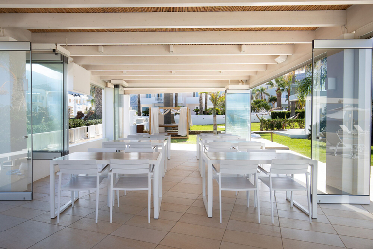 Food & Drinks, Akrogiali Beach Hotel Apartments, Crete
