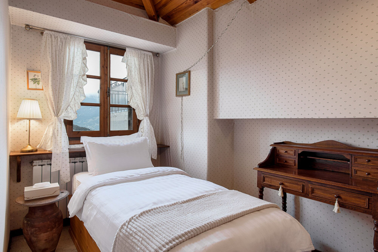 Bedroom 3, Arachova Wooden Chalet, Central Greece