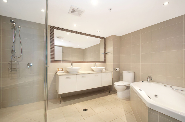 Bathroom 5, Aqua Vista Resort, Maroochy - Maroochydore