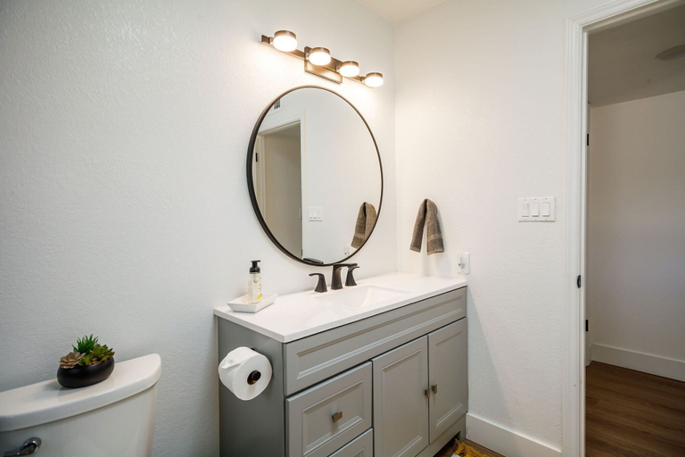 Bathroom 5, Old Towne Casa Del Monte, Maricopa