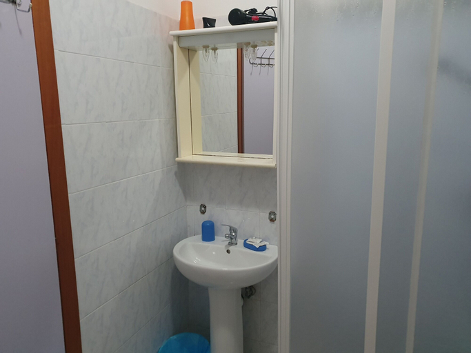 Bedroom 13
