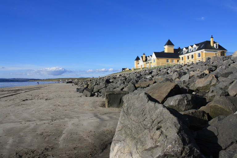 Exterior & Views 2, Sandhouse Hotel