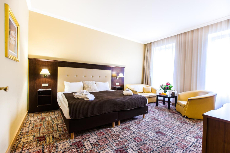 Bedroom 2, Sanatorium SPA Hotel Panorama, Karlovy Vary