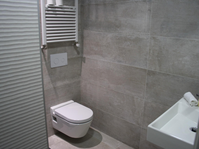 Others 5, Smart-Tech Plaza Flat, Salamanca