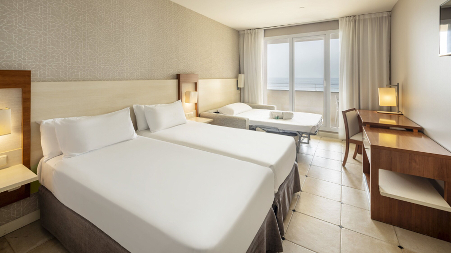 Bedroom 3, Hotel ILUNION Fuengirola, Málaga