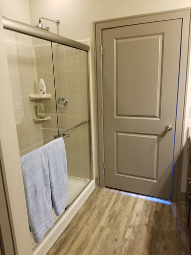 Bathroom, Tropical Waterview Escape, Manatee