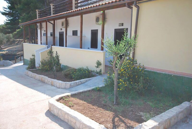 Exterior & Views 2, Villaggio Santo Stefano, Foggia