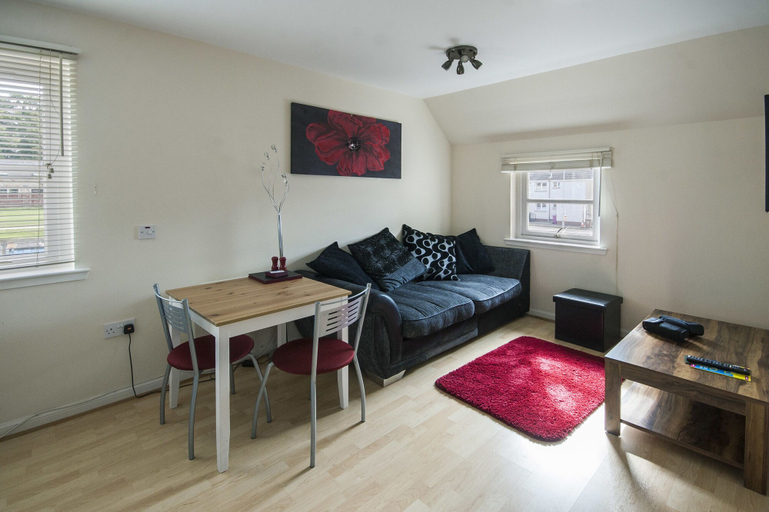 Others 5, 8 Varis Apartments, Moray
