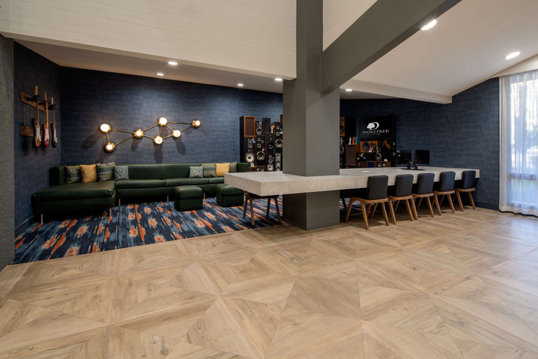 Food & Drinks 3, DoubleTree by Hilton Hotel Bakersfield, Kern