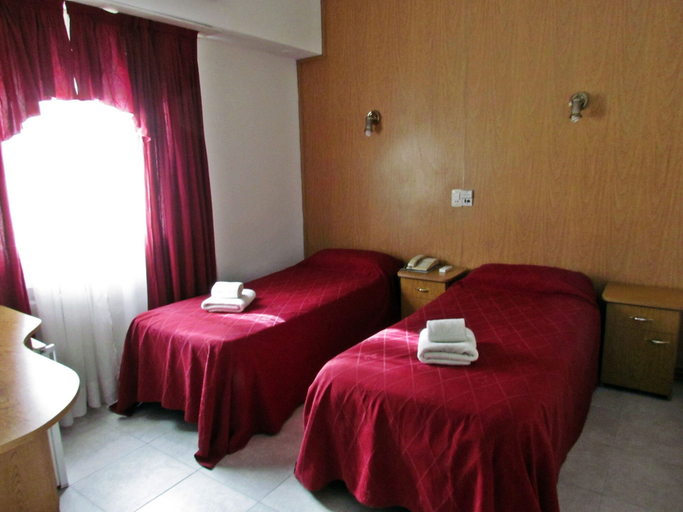 Bedroom 3, San Remo Grand Hotel, General Pueyrredón