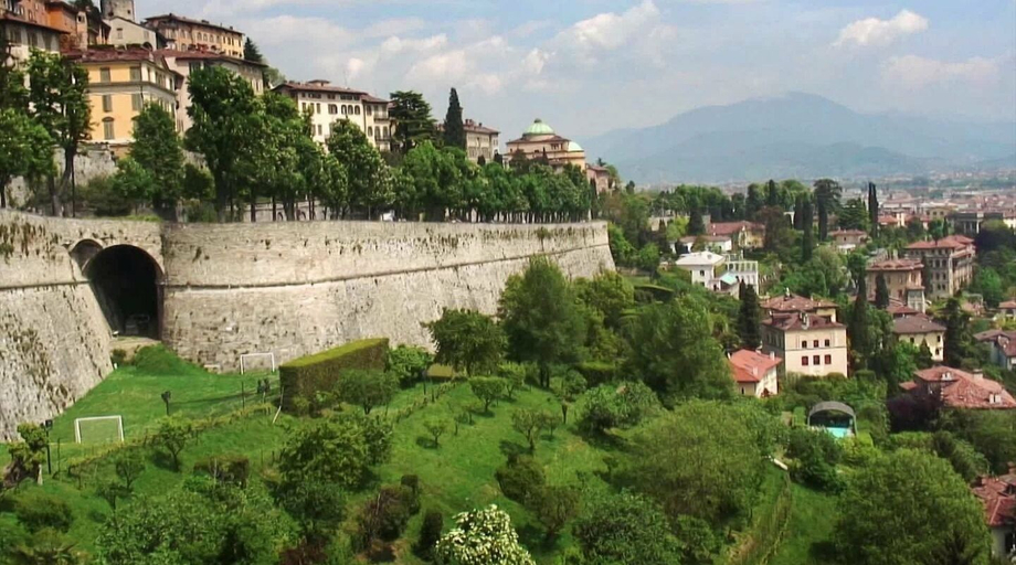 Exterior & Views 2, Donizetti Royal, Bergamo