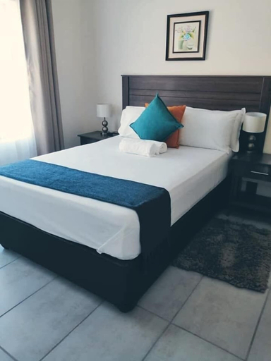 Bedroom 5, The Nook Guesthouse, Tshabong