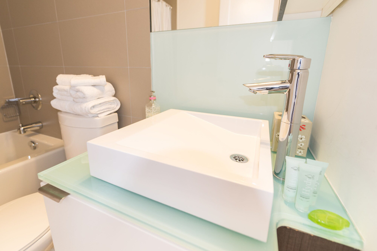 Bathroom 5, Grand Royal Condos - CN Tower, Toronto