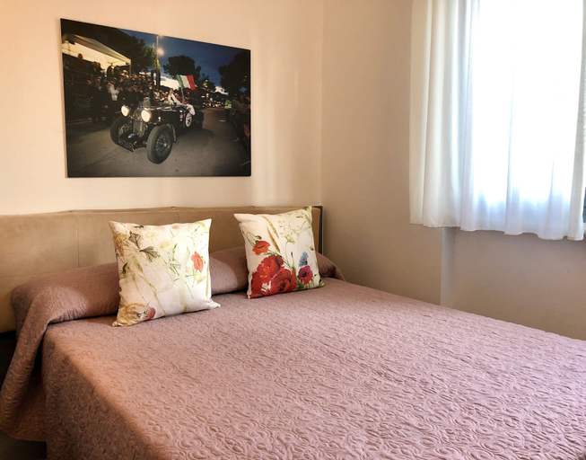 Bedroom 3, Hotel Alfieri, Brescia