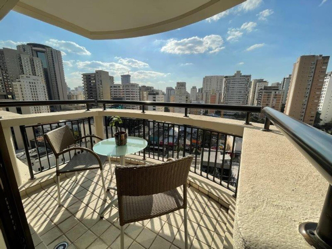 Exterior & Views 29