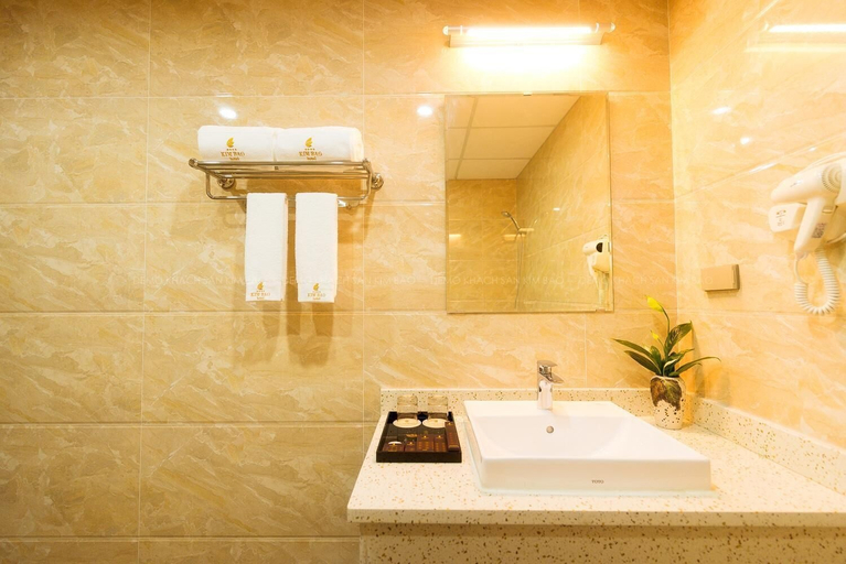 Bathroom 4, Kim Bao Hotel, Hải Dương