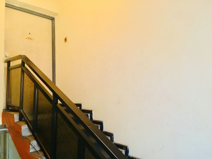 Others 5, Dalian Guest House, Ikeja