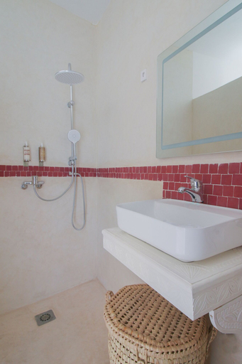 Bathroom 4, Le Khan Mogador, Essaouira
