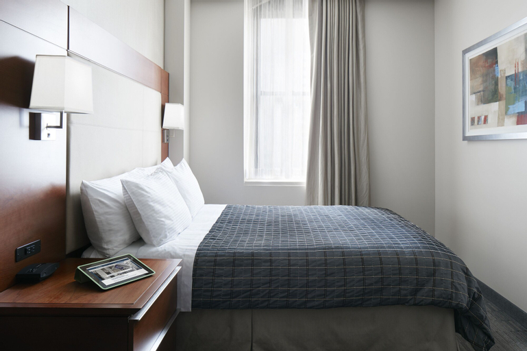Bedroom 2, River Hotel, Cook