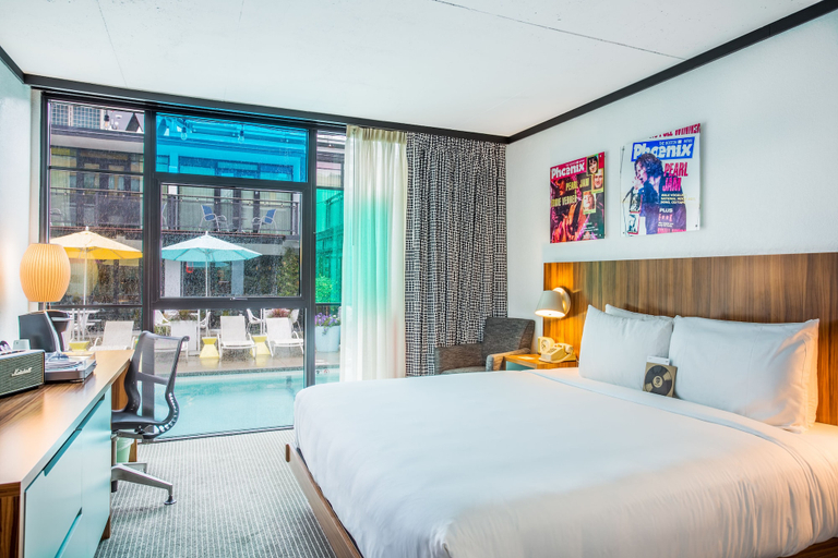 Bedroom 3, The Verb Hotel, Boston