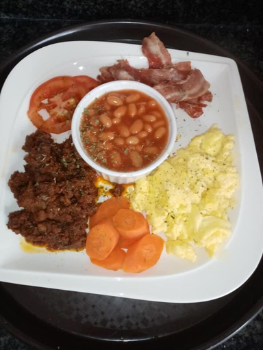Food & Drinks 3, The Nook Guesthouse, Tshabong