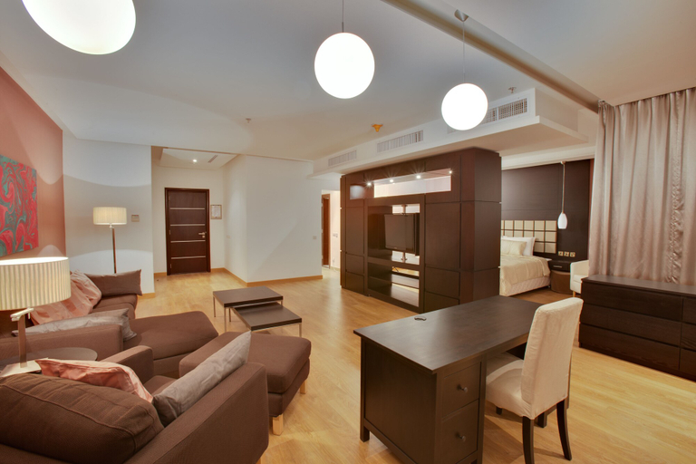Others 5, The Rester Hotel