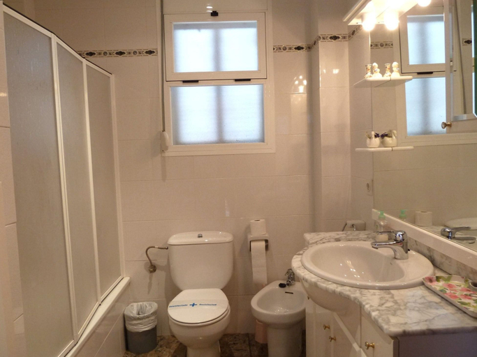 Bathroom 4, Villa Almadrava 10, Tarragona