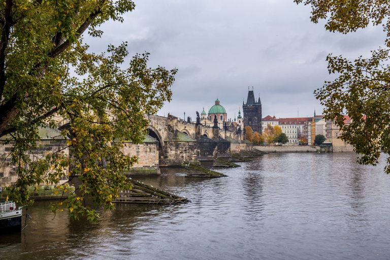 Exterior & Views 2, Charles Bridge Economic Hostel, Praha 1