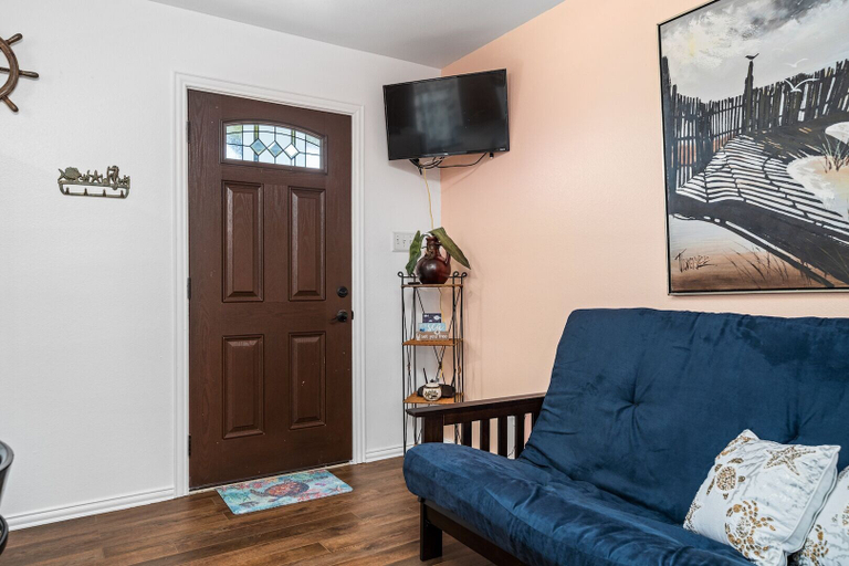 Others 5, Harbor House Manor, Aransas