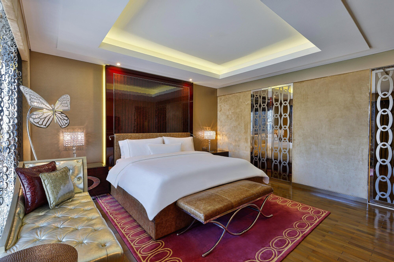 Bedroom 3, The Westin City Centre Bahrain, Manama