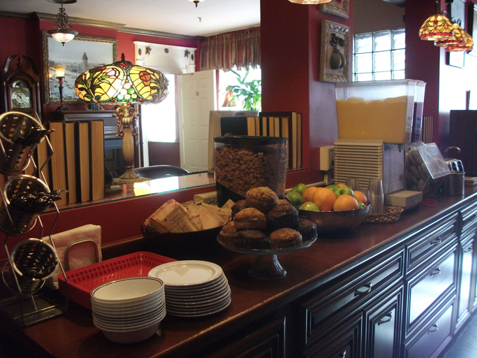 Food & Drinks 5, Inn at St John Portland In-Town, Cumberland