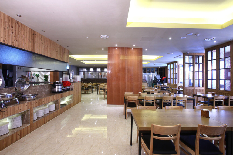 Food & Drinks 5, Hotel Sopra, Seo