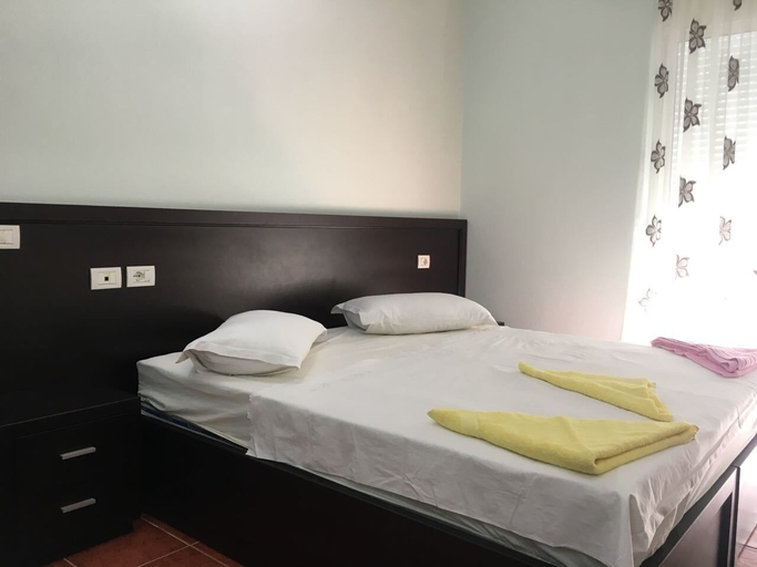 Bedroom 2, Hotel Simeone, Beratit