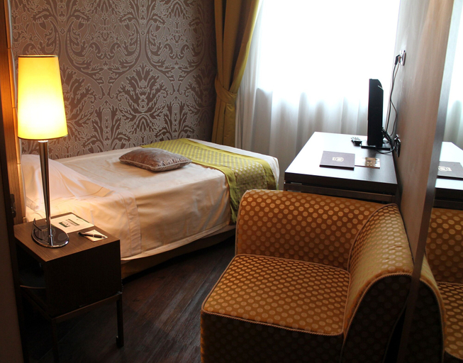 Bedroom 3, Hotel Mozart, Milano