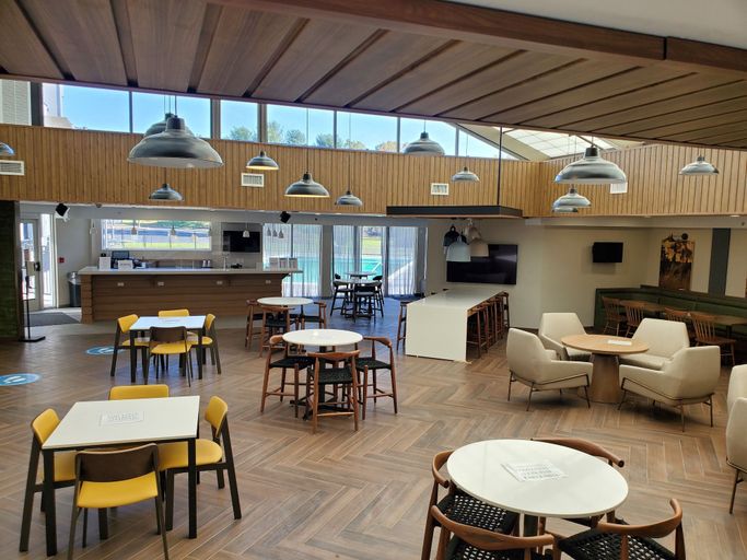Food & Drinks 4, Fairfield Inn & Suites by Marriott Springfield Enfield, Hartford