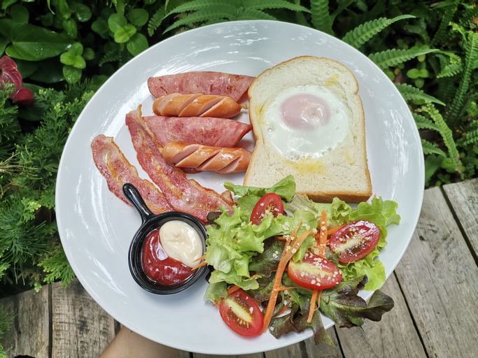 Food & Drinks 4, Pan's farm, Doi Saket