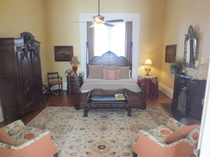Bedroom 3, The Pepin Mansion Historic B&B, Floyd
