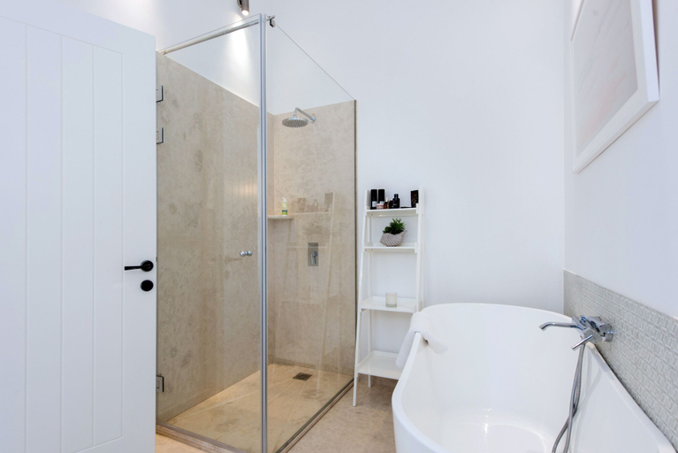 Bathroom 4, Thea Lofou House, Ionian Islands