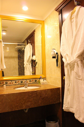 Bathroom 5, Topkapi Inter Istanbul Hotel, Fatih
