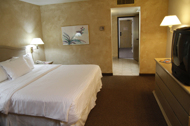 Bedroom 4, Ramada by Wyndham Viscount Suites Tucson East, Pima