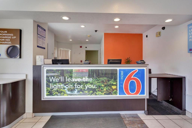 Others 5, Motel 6 Rohnert Park, Sonoma