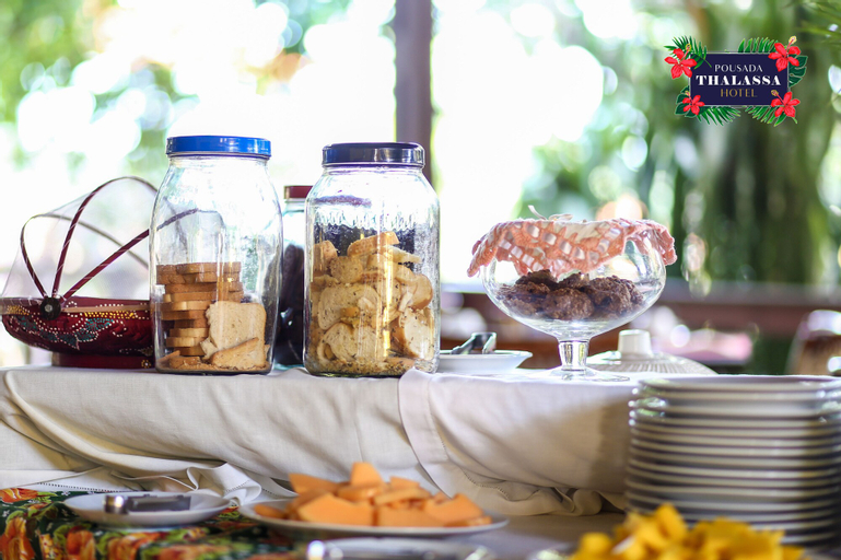 Food & Drinks 13