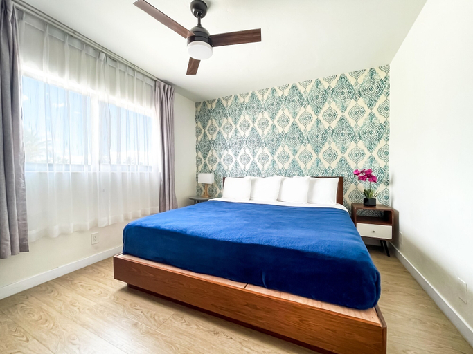 Bedroom 2, Ocean's Sound Hotel, Broward