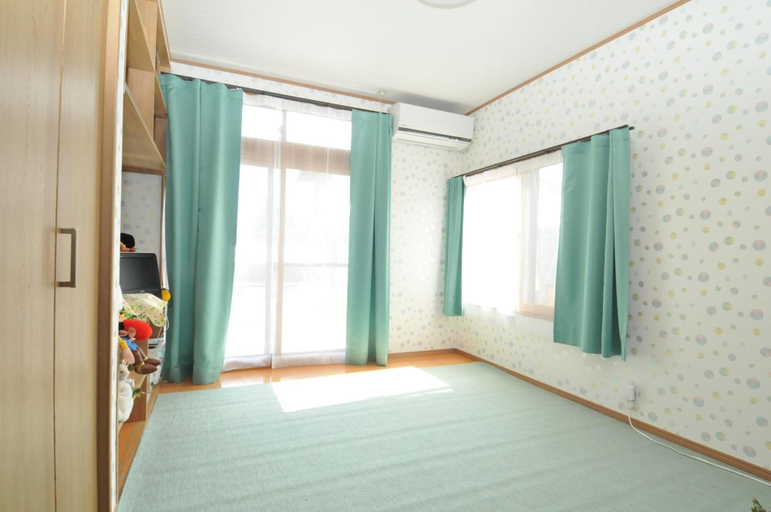 Bedroom 3, Daichan Farm Guest House, Asahi