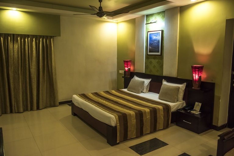 Bedroom 3, Hotel Pushpak, Khordha