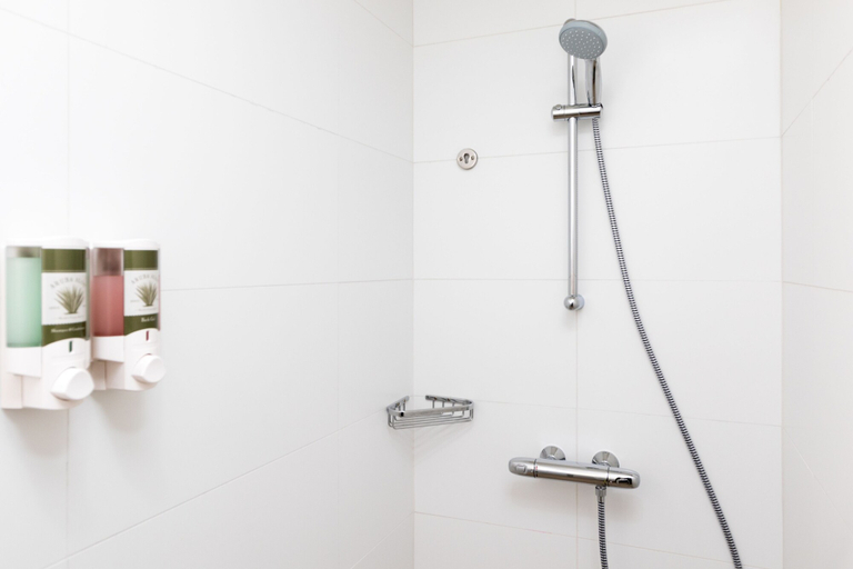 Bathroom 4, MVC Eagle Beach