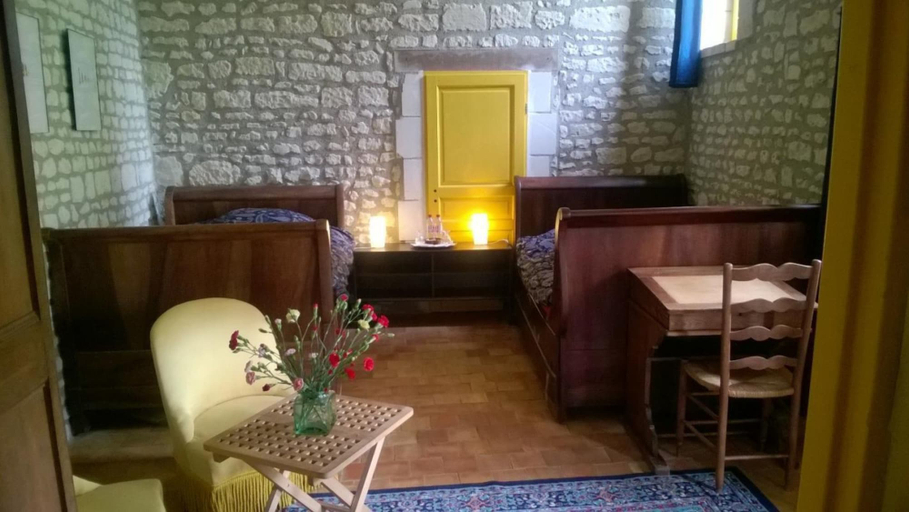 Others 5, Le Manoir des Roches, Vienne