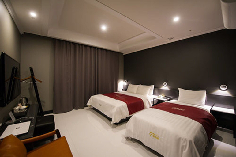 Bedroom 3, Floce Hotel, Gyeyang